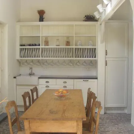 Bel-air Bed & Breakfast 2*