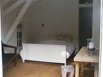 Bel-air Bed & Breakfast 2*